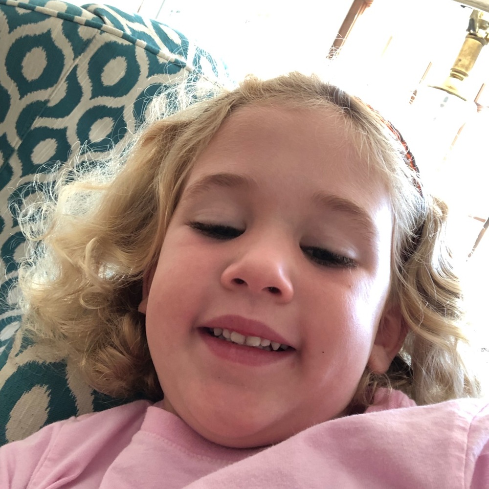 Meet your Posher, Maura